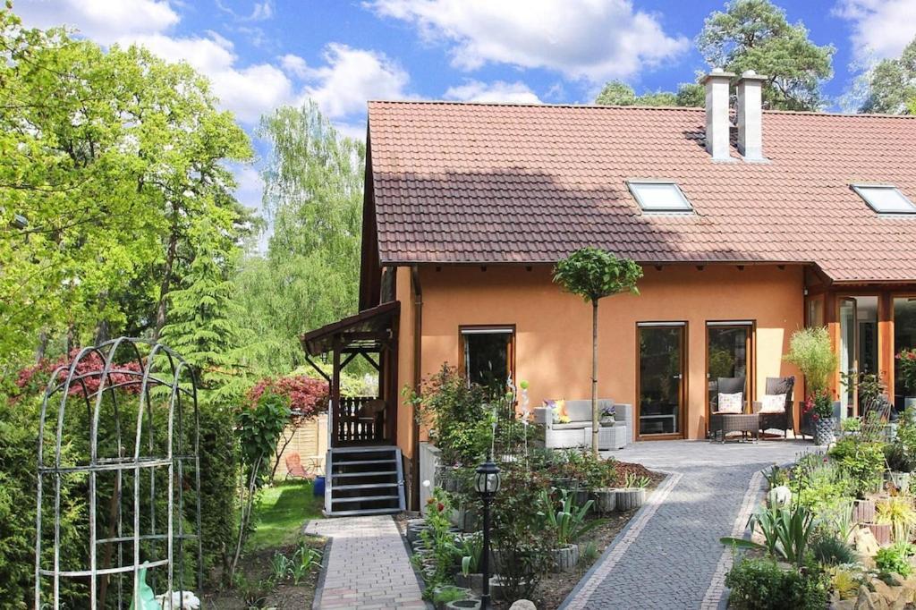 Semi-Detached House, Schonwalde Villa Siedlung Schonwalde Kültér fotó